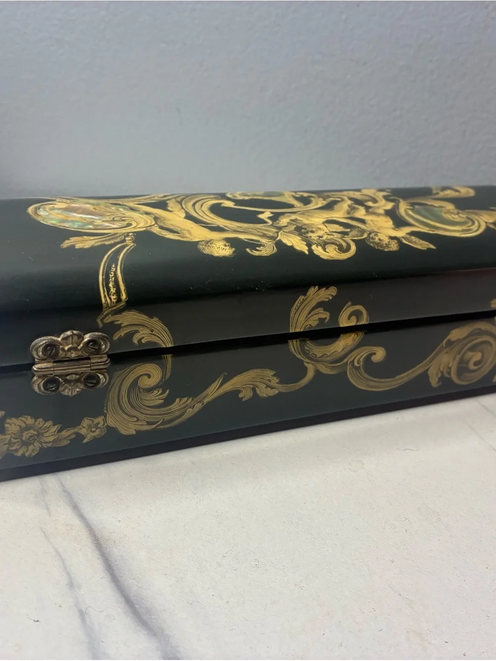 Signed 1972 Paula Geoffroy Lacquer Jewelry Box with Abalone Inlay